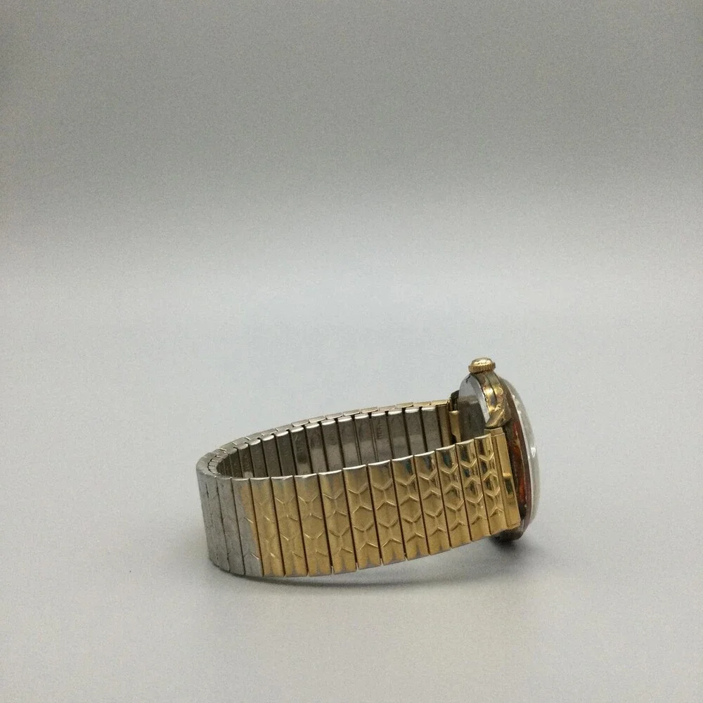 Vintage Helbros Invincible Mens Watch 33mm Champagne Dial Date Anti-Magnetic